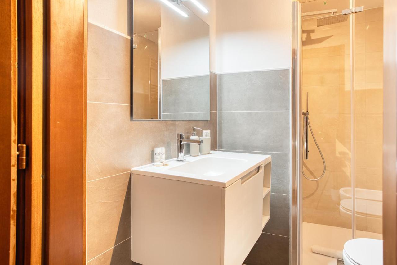 Joivy Chic Studio, Easy Access To Centre Milan Bagian luar foto